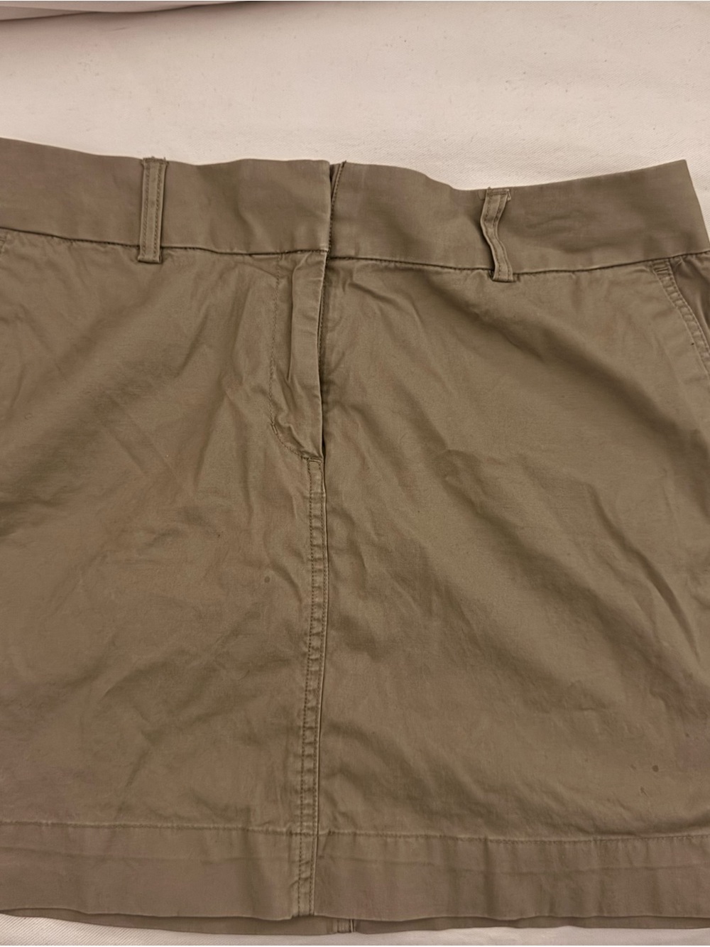 Vineyard Vines Khaki A-Line Mini Skirt with Belt Loops